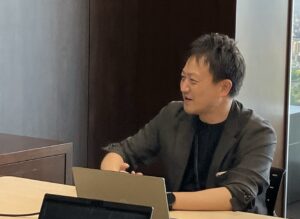 村尾 智広氏
